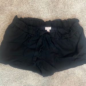 Black Ingrid maternity shorts - comfortable and stretchy!